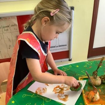 A girl doing crafts
