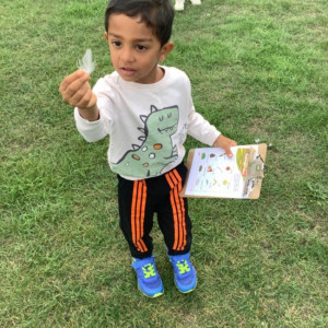 Child with a feather 