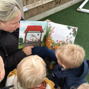 Children reading