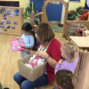 children reading